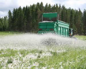 maanparannuskuitujen levitys